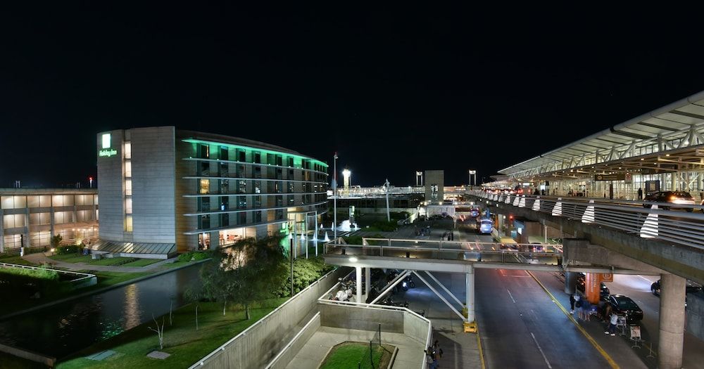 Holiday Inn Santiago - Airport Terminal 4 estrellas en Santiago