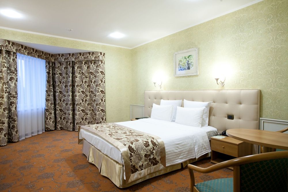 Berezka Hotel -1 estrellas en Cheliábinsk