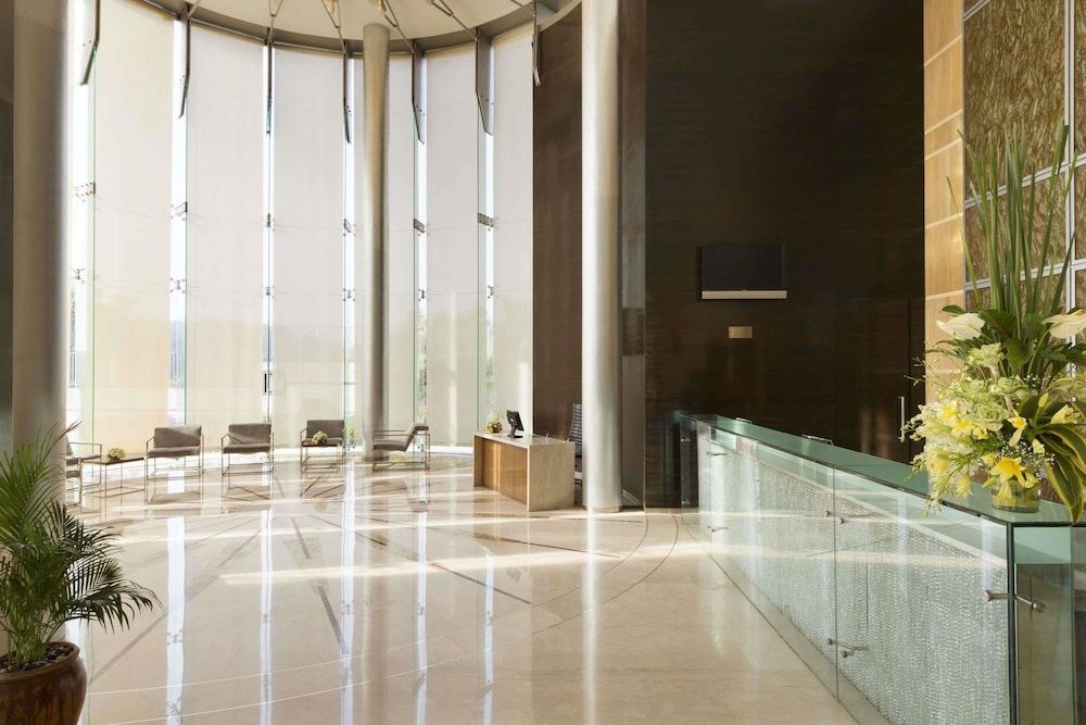Ramada by Wyndham Powai Hotel & Convention Centre 2