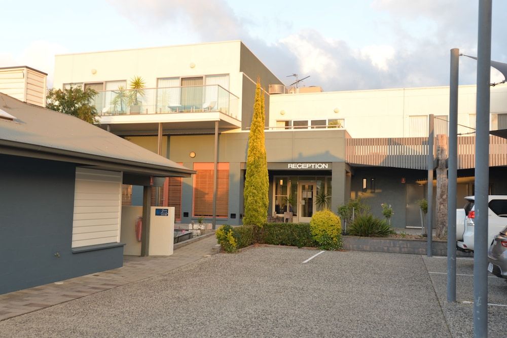 Captains At The Bay 2