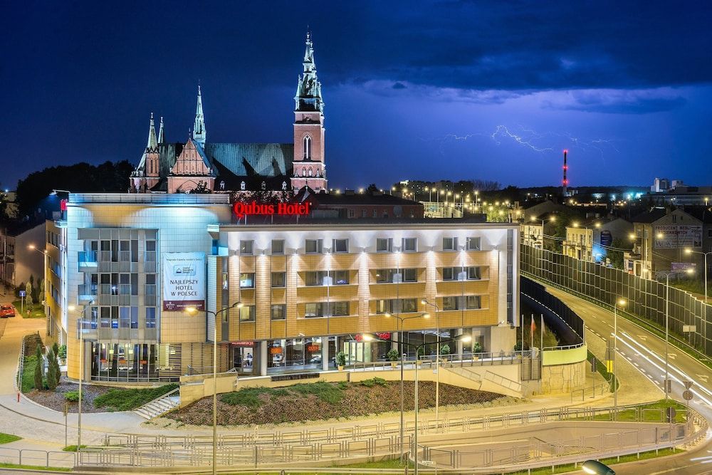 Qubus Hotel Kielce 4 estrelas em Kielce