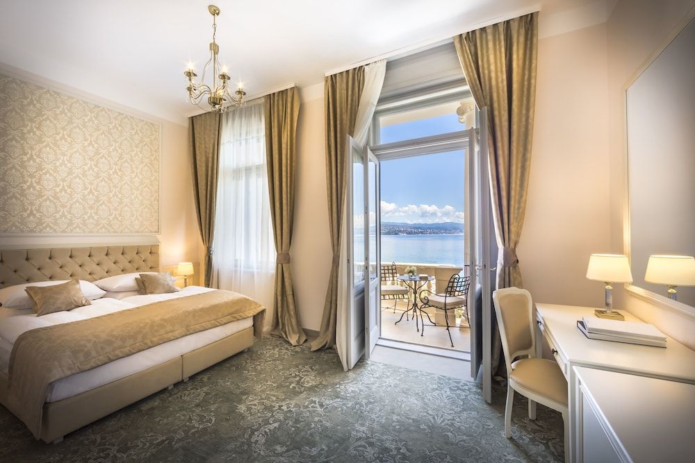 Hotel Palace Bellevue - Liburnia 4 estrellas en Opatija