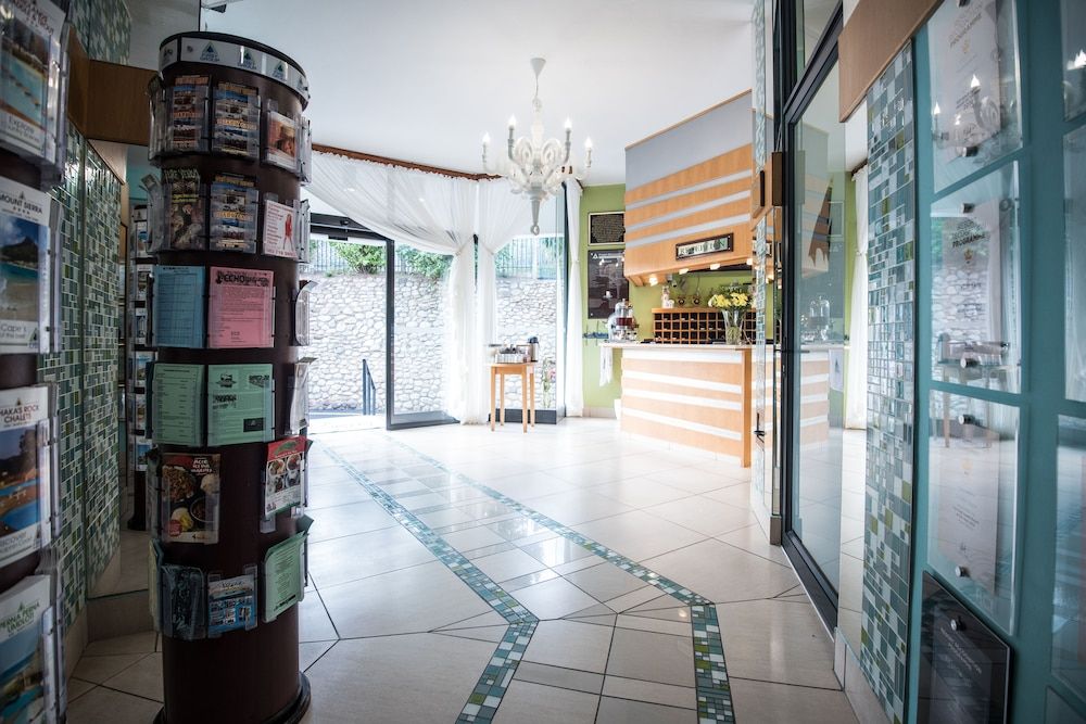 First Group La Cote D'Azur 2