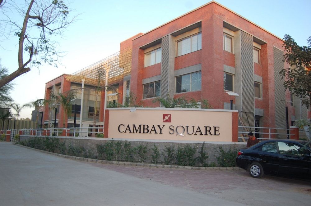 Cambay Sapphire 1