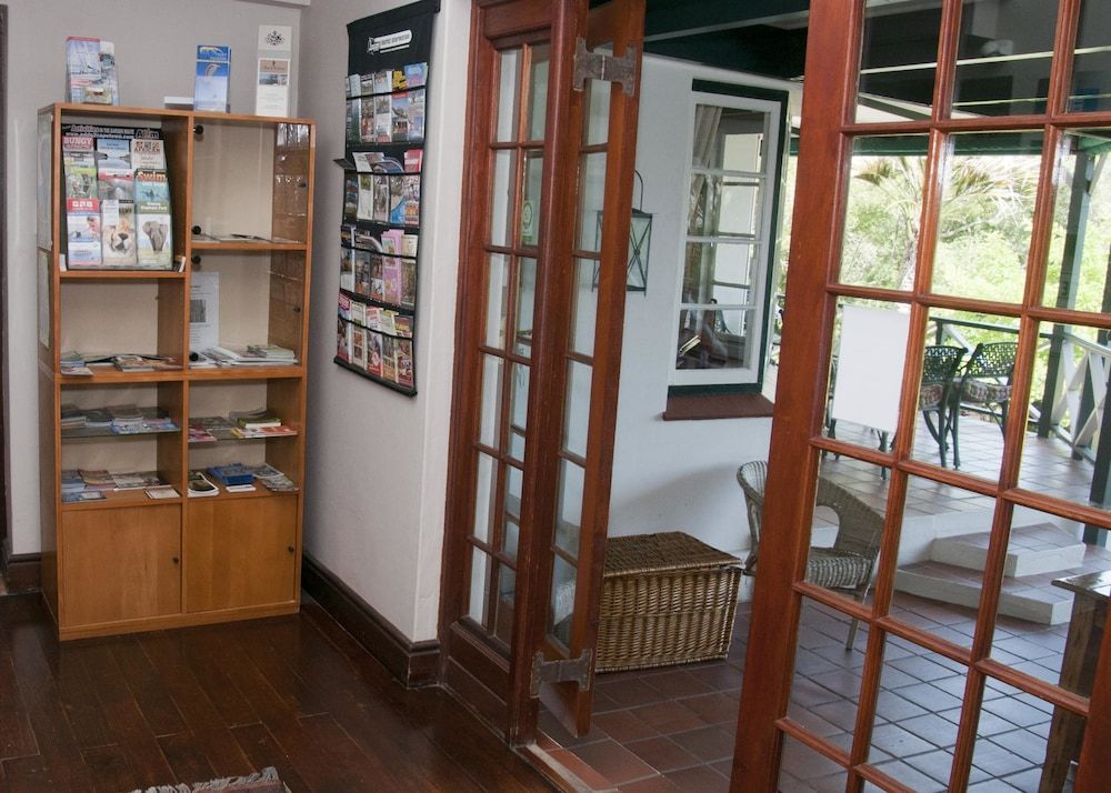 Hide Away Guest House 2