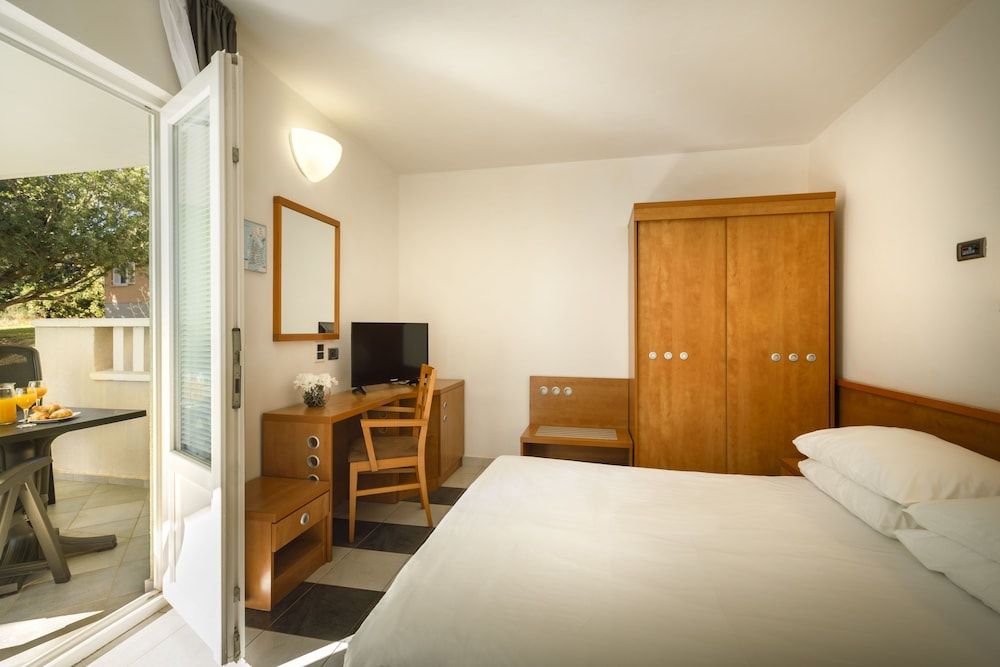 Maistra Select Amarin Resort 3