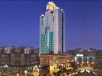 Quanzhou C&D Hotel