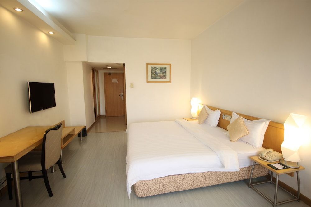 Guangzhou Hotel 3