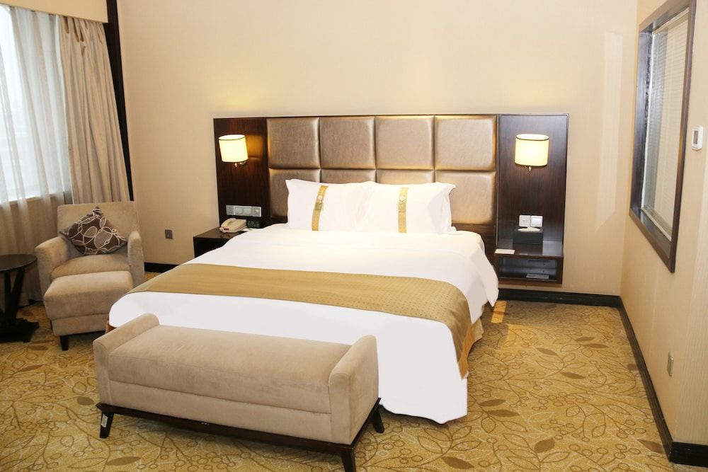 Holiday Inn Mudanjiang 3