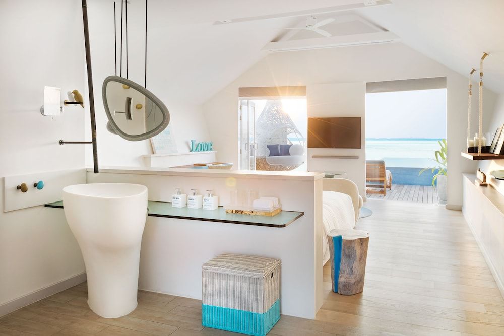 Lux South Ari Atoll 3