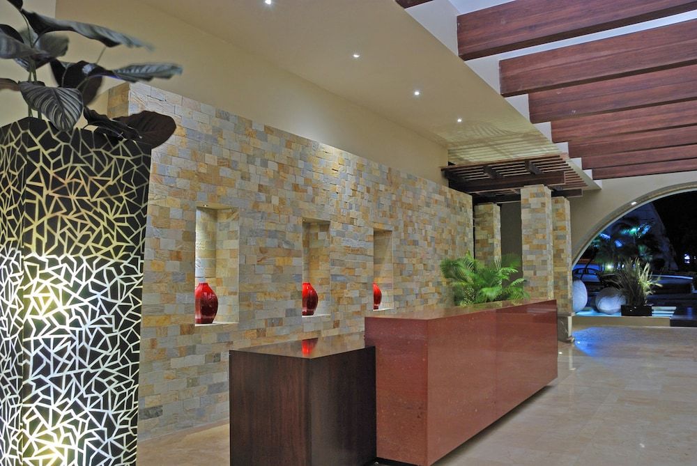 Wyndham San Jose Herradura Hotel & Convention Center 2
