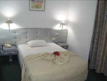 Yadis Ibn Khaldoun 3