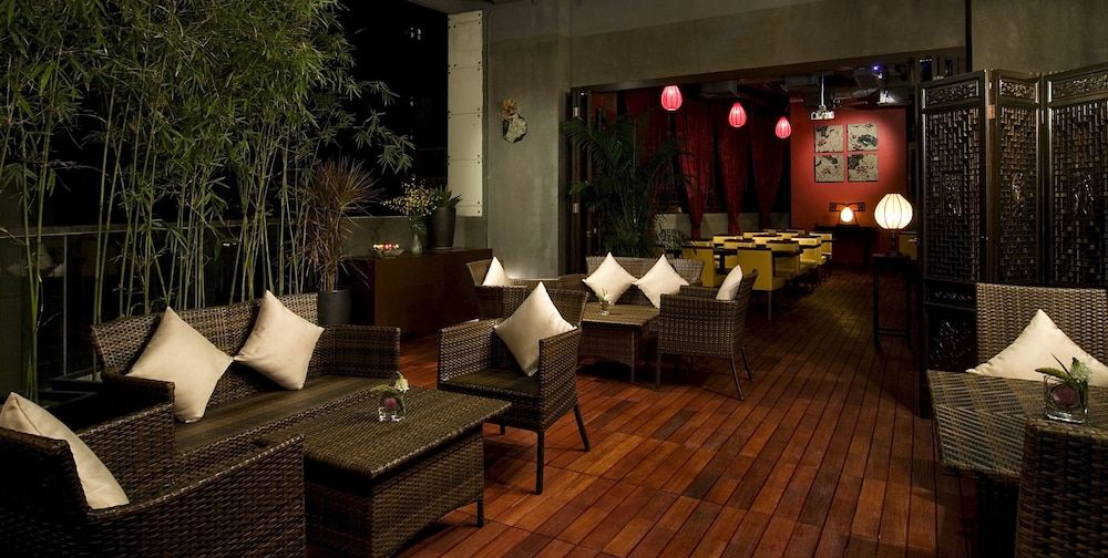 Lan Kwai Fong Hotel @ Kau U Fong 3