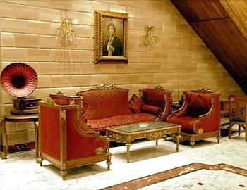 Om Kolthoom Hotel / Tower 3