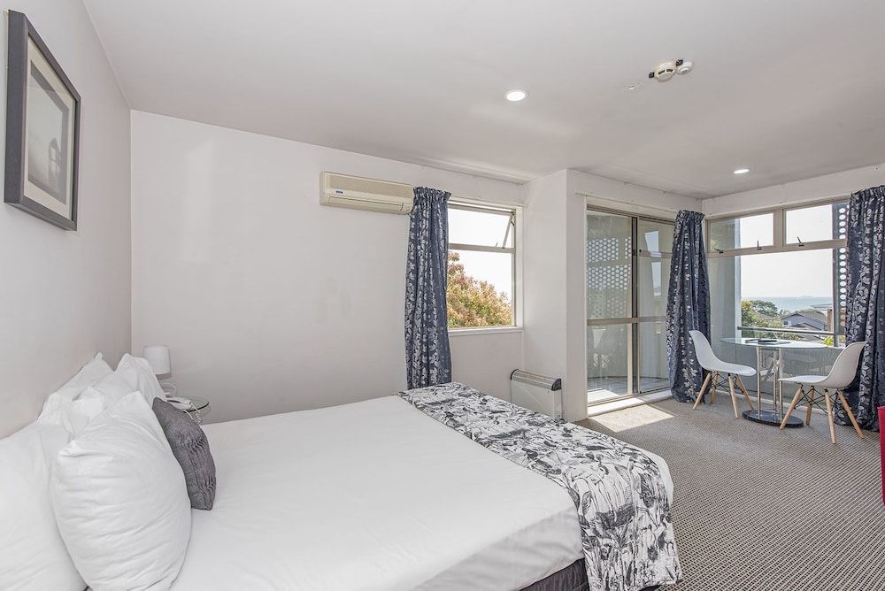 Parklane Motor Inn Takapuna Beach 3