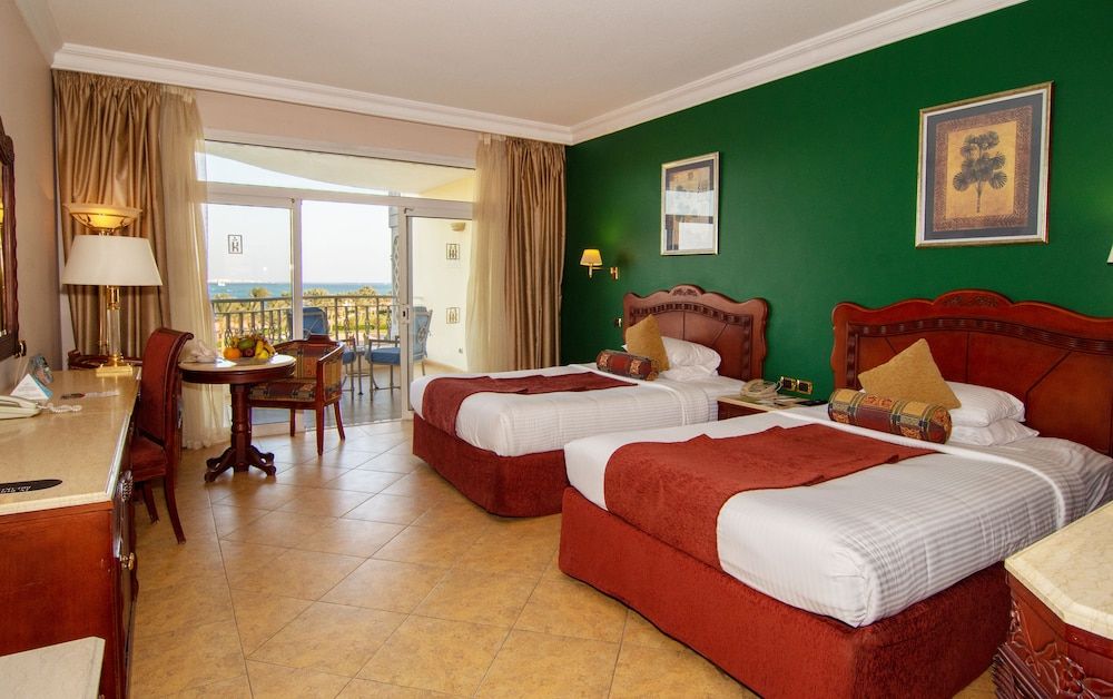 SENTIDO Palm Royale 3