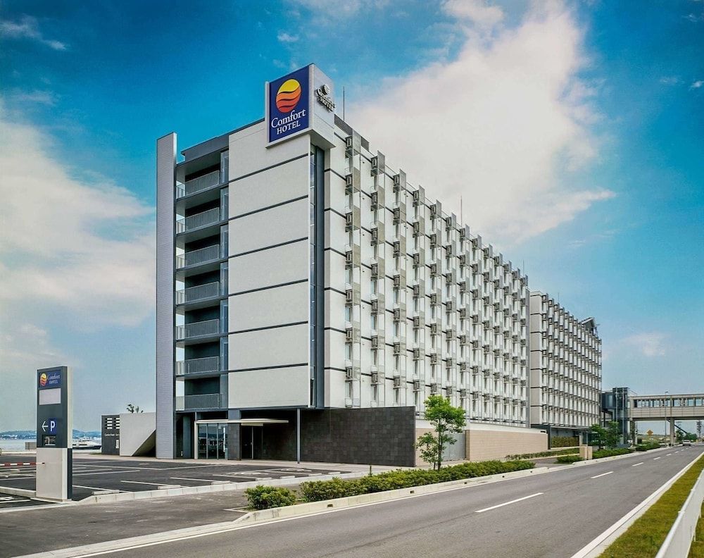 Comfort Hotel Central International Airport 3 estrelas em Tokoname