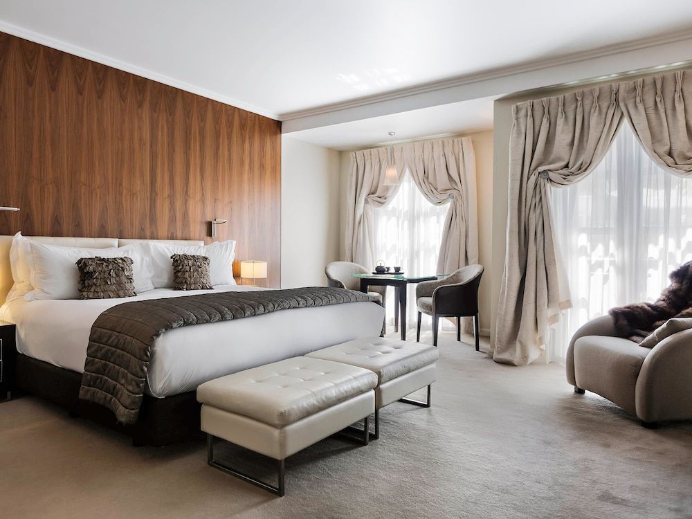 Sofitel Queenstown Hotel & Spa 1