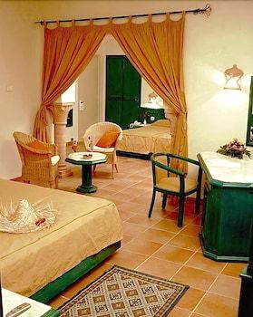 Isis Hotel and Spa 3 Isis Hotel and Spa 3