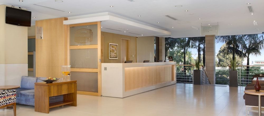 Courtyard by Marriott Sydney-North Ryde 3