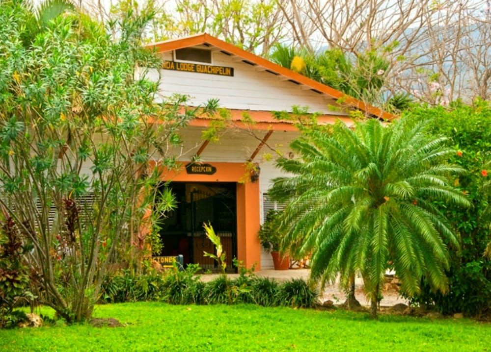 Hotel Hacienda Guachipelin 2