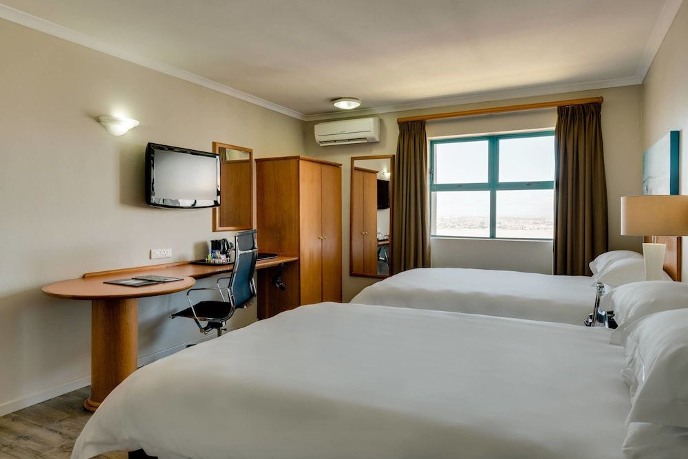 Protea Hotel by Marriott Cape Town Tyger Valley 3