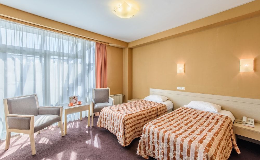 Delta Business Hotel