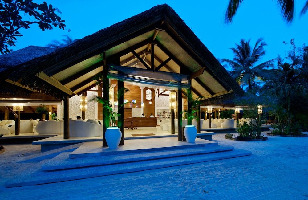 Kuramathi Island Resort 2