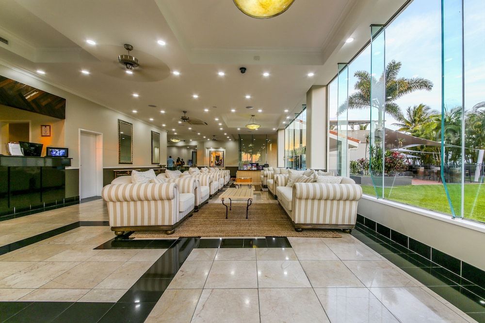 Mackay Marina Hotel 2