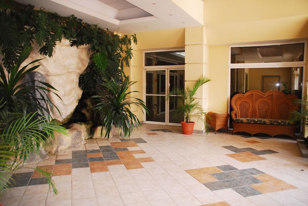 Peten Esplendido Hotel and Conference Center 2