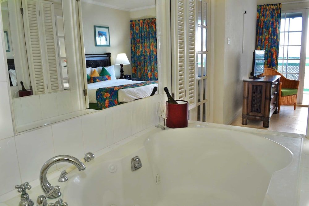 Coral Mist Beach Hotel 3 estrelas em Bridgetown