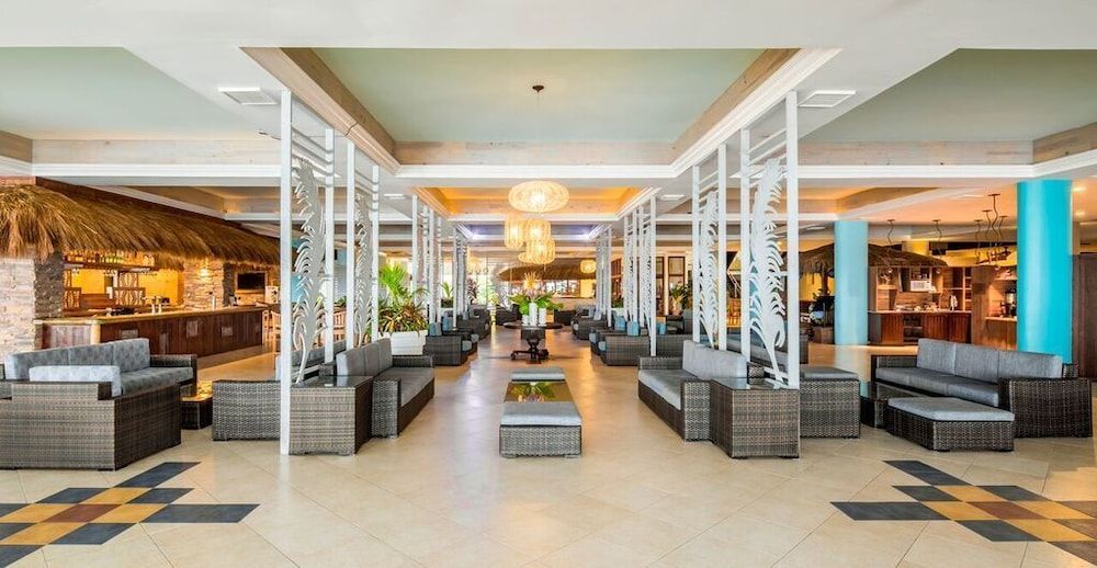 Coconut Bay Beach Resort & Spa All Inclusive 2