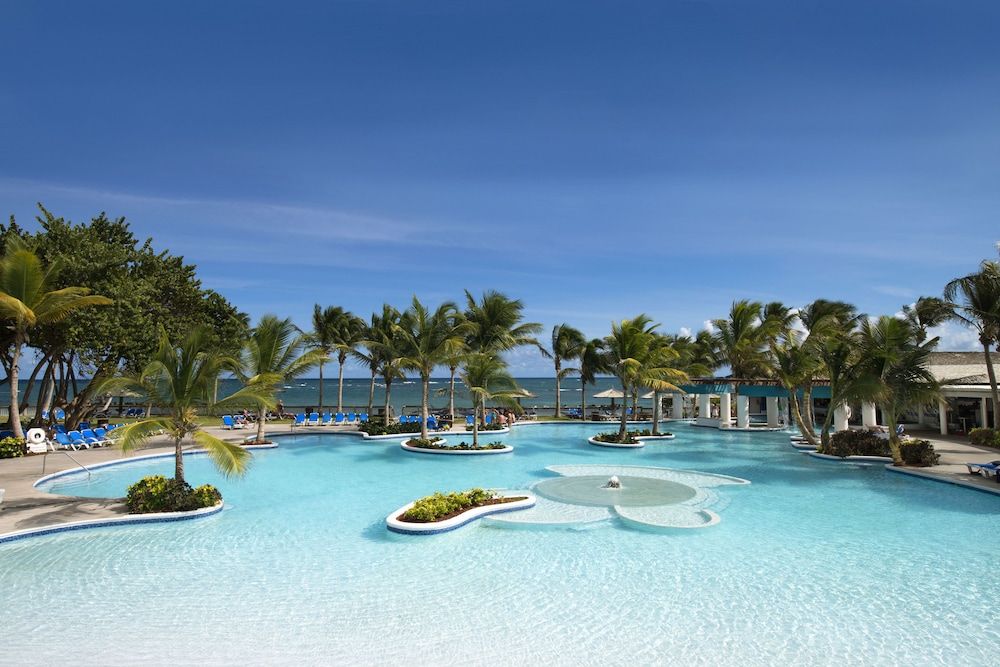Coconut Bay Beach Resort & Spa All Inclusive 1