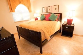 The Tuscany on Grace Bay 3 The Tuscany on Grace Bay 3