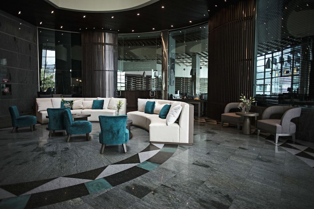Suites Camino Real 3