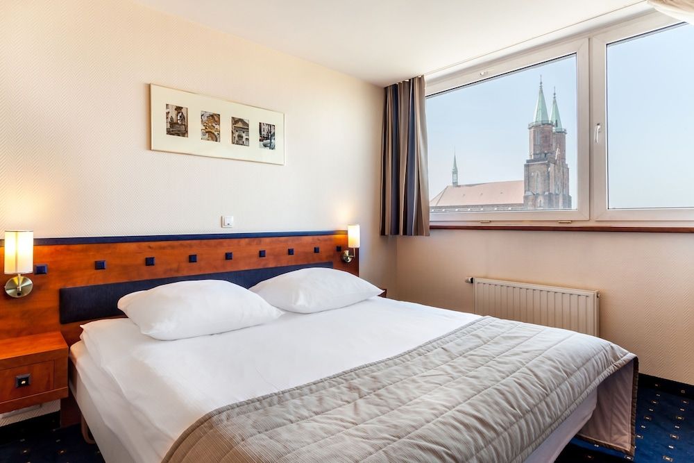 Qubus Hotel Legnica 4 estrelas em Legnica