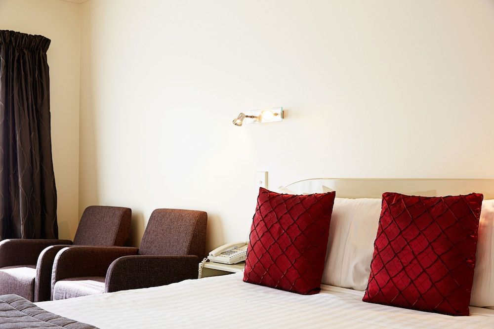 The White Morph - Heritage Collection 3