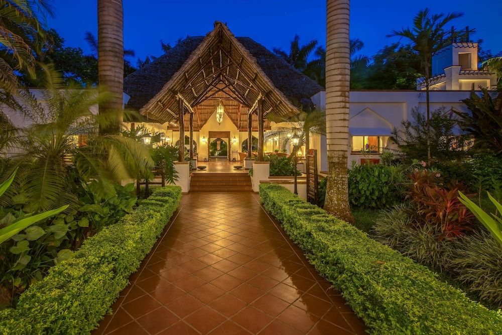 Sea Cliff Resort & Spa