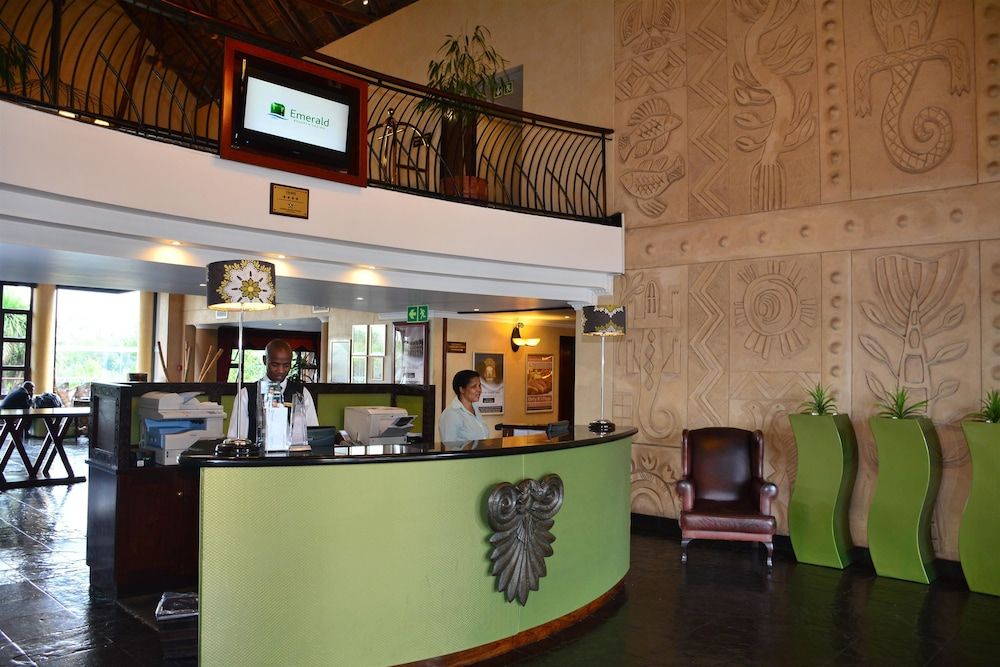 Emerald Resort & Casino 3