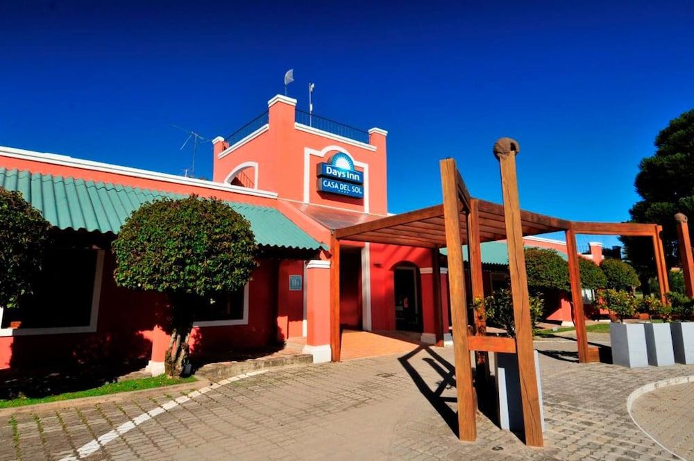 Days Inn Casa del Sol 4 étoiles à Colonia del Sacramento