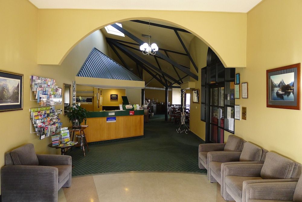 The Village Inn Hotel 2