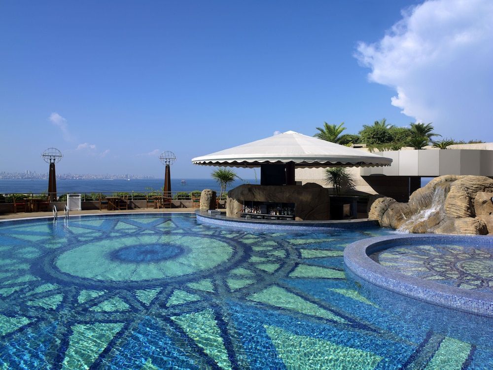 Le Royal Hotel- Beirut -1 estrellas en Beirut
