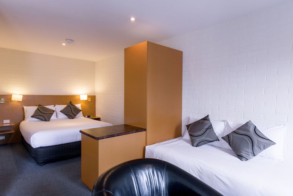 Bay Hotel Apartments 3