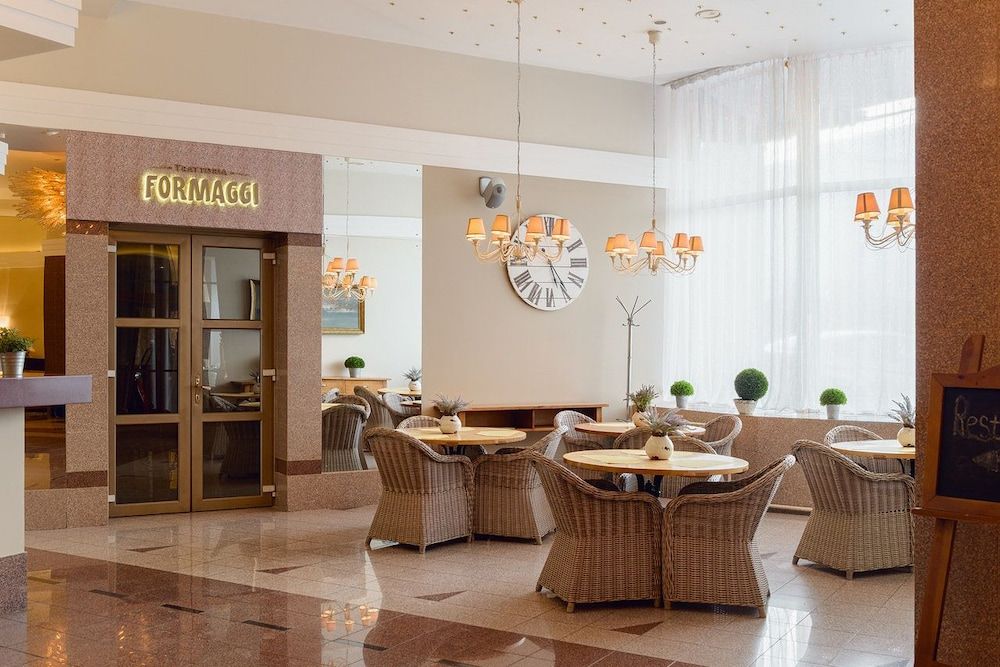 Hotel Oktyabrskaya 2