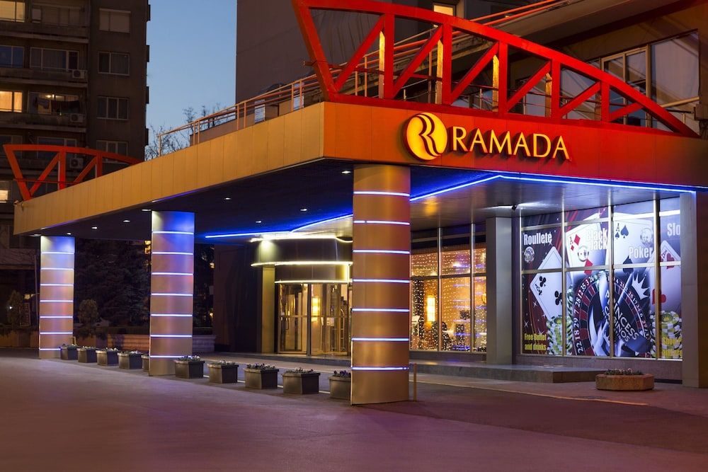 Ramada by Wyndham Sofia City Center 1