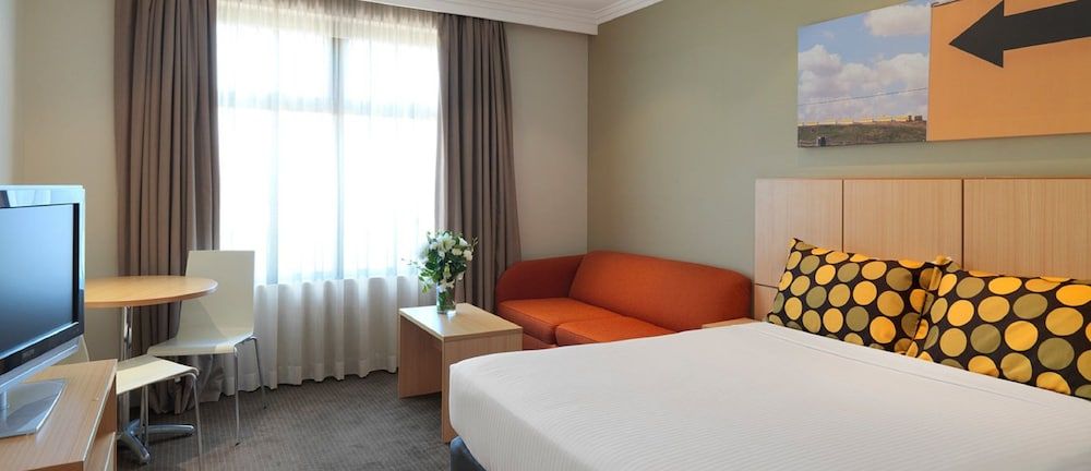 Travelodge Hotel Garden City Brisbane 3