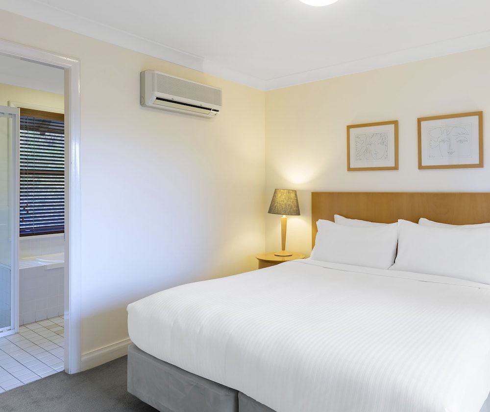 Oaks Cypress Lakes Resort 3