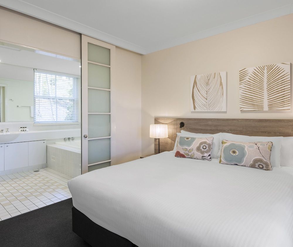 Oaks Cypress Lakes Resort 2