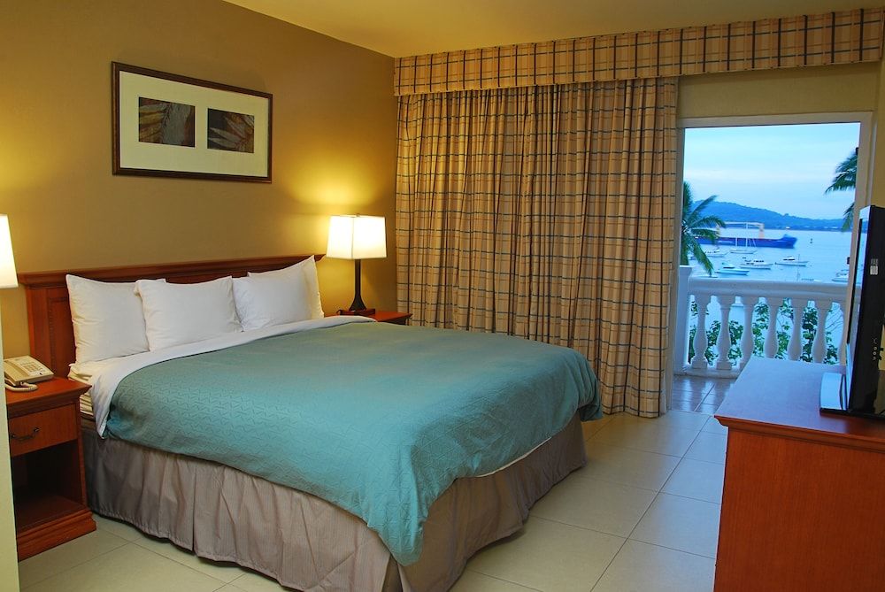 Radisson Hotel Panama Canal 3
