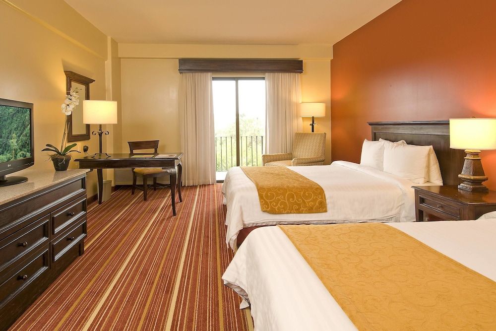 Courtyard by Marriott San Jose Escazu 3